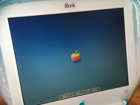 iBook G3 desktop